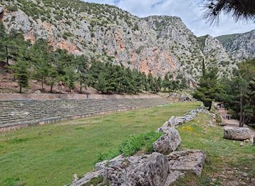 greece/mount-parnassus/landmark/ancient-stadium-of-delphi