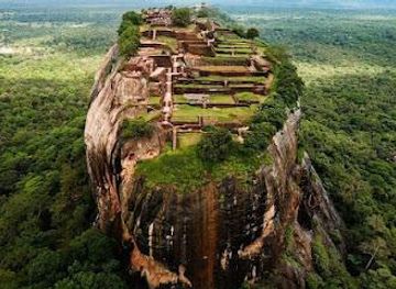 sri-lanka/polonnaruwa/landmark/sigiriya