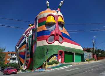 bulgaria/dobruja/landmark/snail-house