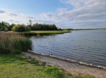 united-kingdom/yorkshire-and-the-humber/landmark/anglers-country-park