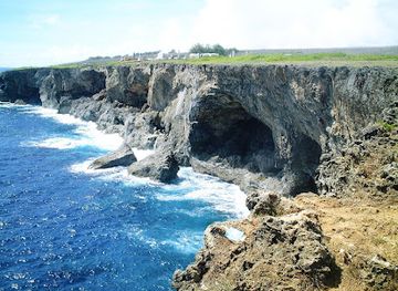 northern-mariana-islands/banzai-cliff/landmark/suicide-cliff