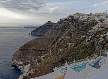 greece/santorini/fira/landmark/karavolades-stairs