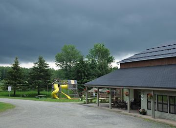 canada/eastern-townships/landmark/miellerie-lune-de-miel