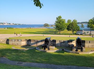 connecticut/central-connecticut/landmark/fort-trumbull