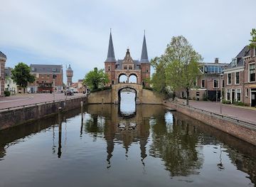 netherlands/friesland/landmark/waterpoort