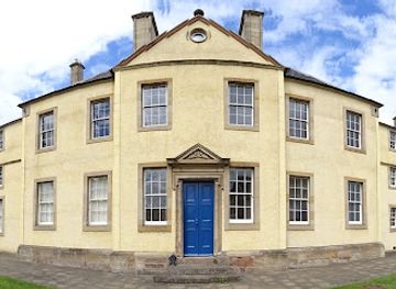 united-kingdom/perthshire/landmark/the-cameronians-scottish-rifles-exploring-the-regimental-collection