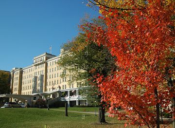 indiana/patoka-lake/landmark/indiana-landmarks-tours-french-lick-springs-hotel