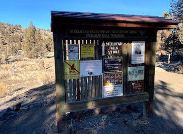 oregon/jefferson-county/landmark/steelhead-falls-trailhead