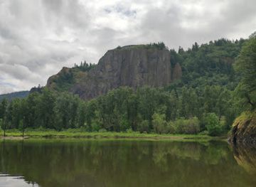 oregon/hood-river-county/landmark/rooster-rock-state-park