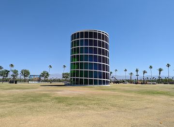 california/palm-desert/landmark/spectra-tower