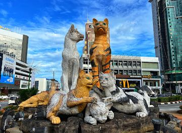 malaysia/kuching/landmark/cat-statue-kuching-sarawak