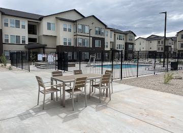 utah/richfield/landmark/sandstone-hills-apartments