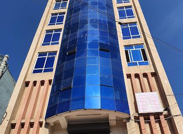 kenya/nakuru/landmark/claire-de-lune-moonlight-hotel