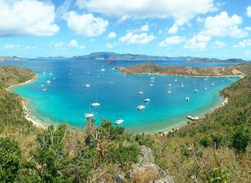 british-virgin-islands/norman-island/landmark/the-bight-bay