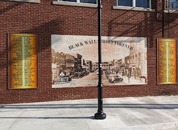 oklahoma/tulsa-metropolitan-area/landmark/black-wall-street