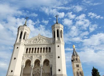 france/lyon/fourviere/landmark/basilica-of-notre-dame-of-fourviere