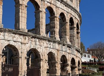 croatia/pula/landmark/roman-theater