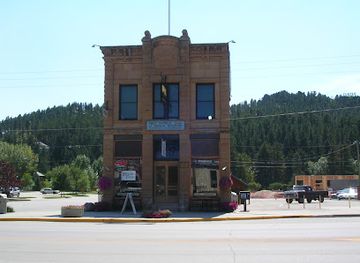 south-dakota/custer/landmark/custer-area-chamber-of-commerce-visitors-bureau