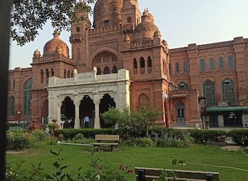 pakistan/lahore/landmark/lahore-museum