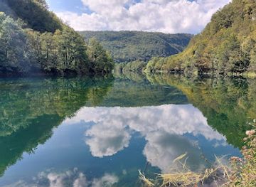 bosnia-and-herzegovina/una-sana-canton/landmark/eko-selo-natura-art