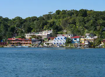 Malecòn Isla de Flores