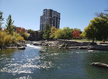nevada/reno/riverwalk-district/landmark/riverwalk-merchants-association