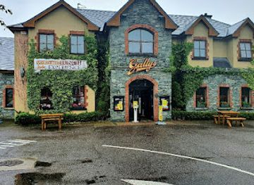 ireland/tralee/landmark/gallys-bar-restaurant