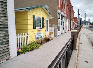 iowa/cedar-valley/landmark/future-birthplace-of-captain-kirk