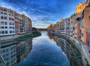 spain/girona/landmark/pont-de-pedra