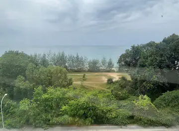 Pantai Pelindung