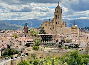 spain/segovia/landmark/torre-de-juan-ii-del-alcazar-de-segovia