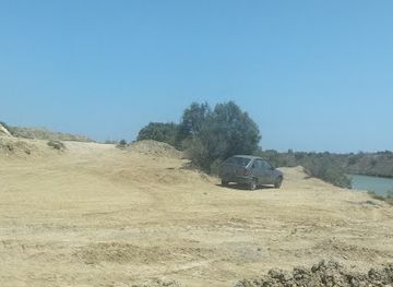 tunisia/the-medjerda-valley/landmark/medjerda-bridge-kalaat-al-andalus