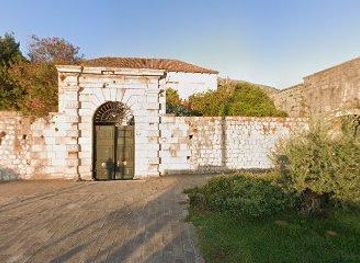 montenegro/herceg-novi/landmark/obala-stjepana-radica-7