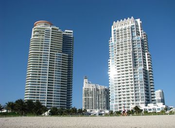 florida/miami-beach/landmark/welcome-to-miami-beach-sign