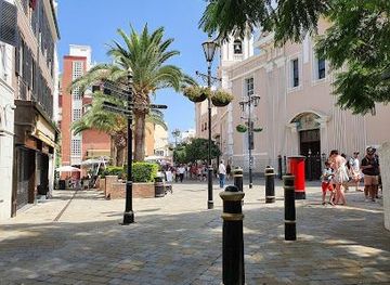 gibraltar/casemates-square/landmark/main-st