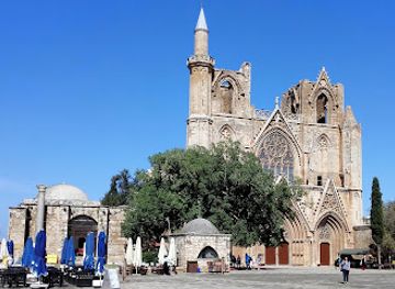 cyprus/famagusta/landmark/ginkgo-boom