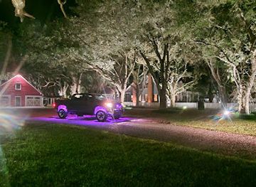 louisiana/plantation-country/landmark/orange-grove-plantation