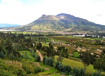 ecuador/southern-sierra/landmark/quitsato-solar-clock