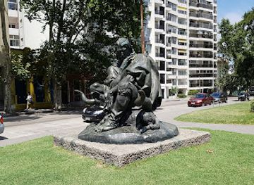 uruguay/montevideo/pocitos/landmark/monumento-al-viejo-vizcacha