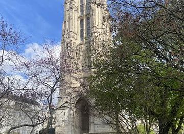 france/paris/landmark/ancienne-eglise-saint-jacques-de-la-boucherie