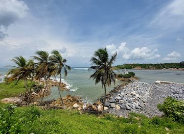 ghana/kokrobite/landmark/fort-metal-cross-tortoisepath-com