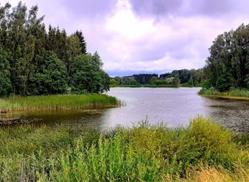 lithuania/aukstaitija-national-park/landmark/izidoriaus-navidansko-parkas-zemaiciu-botanikos-parkas