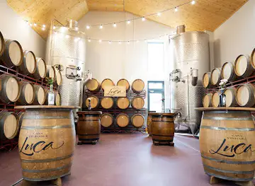 Casa Vinicola Luca
