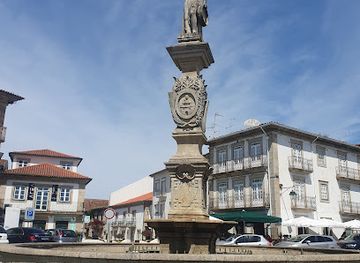 portugal/minho/landmark/castle-of-moncao