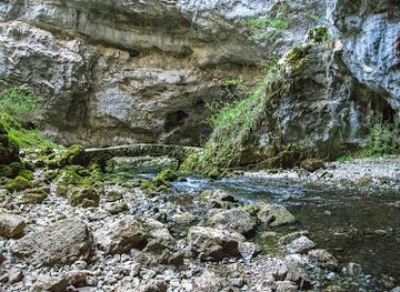 slovenia/skocjan-caves/landmark/mali-naravni-most