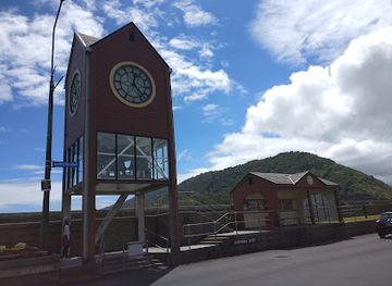 new-zealand/greymouth/landmark/greymouth-flood-wall