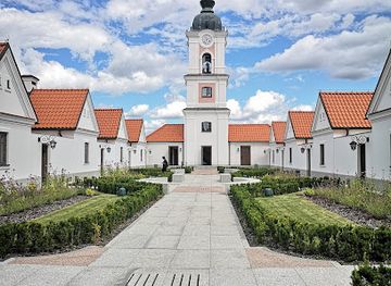 poland/podlachia/landmark/wieza-zegarowa-pokamedulski-klasztor