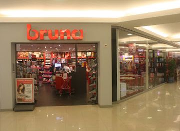 curacao/groot-kwartier/landmark/bruna-bookstore-zuikertuin-mall