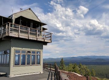 oregon/central-oregon/landmark/deschutes-national-forest-forest-supervisor-s-office