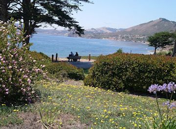 california/pismo-beach/landmark/ebb-tide-park